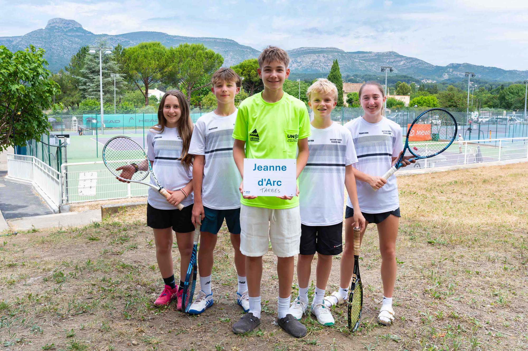 Une saison de tennis UNSS conclue en beauté pour les collégiens de Jeanne d’Arc