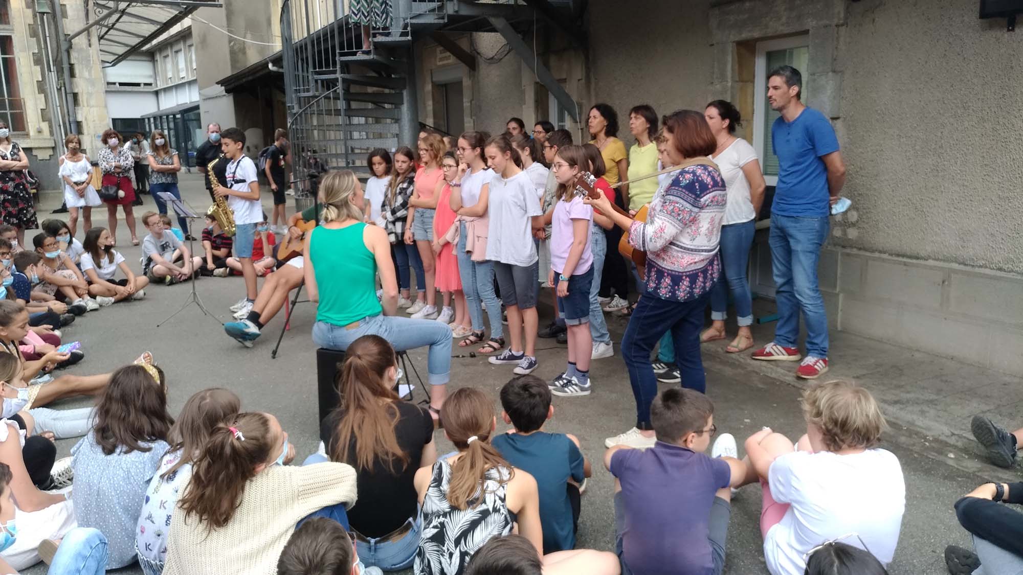 Fête de la musique à Jeanne d'Arc. Institution Jeanne d