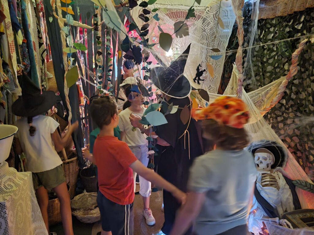 les-cp-ce-1-2-au-festival-des-sorcieres