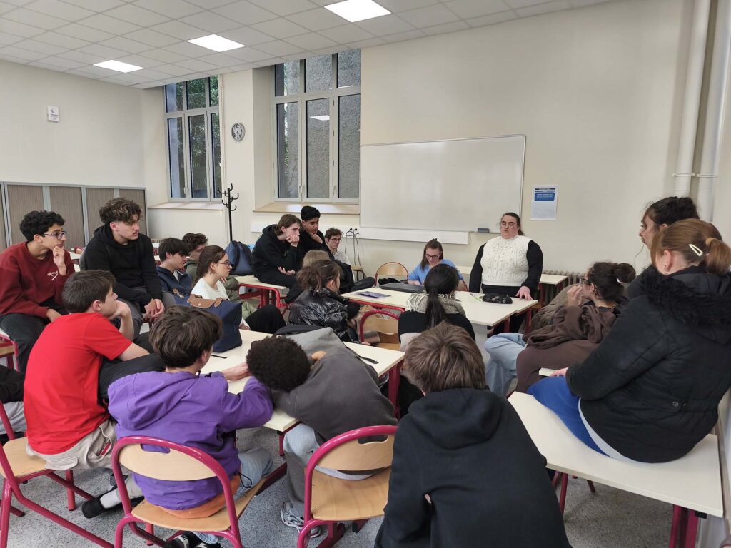 rencontre-et-temoignages-danciens-eleves